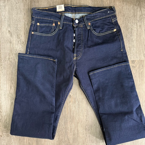 Levi's 501 Original Men's Straight Leg Button Fly Blue Jeans 32 x 34 - Picture 4 of 5